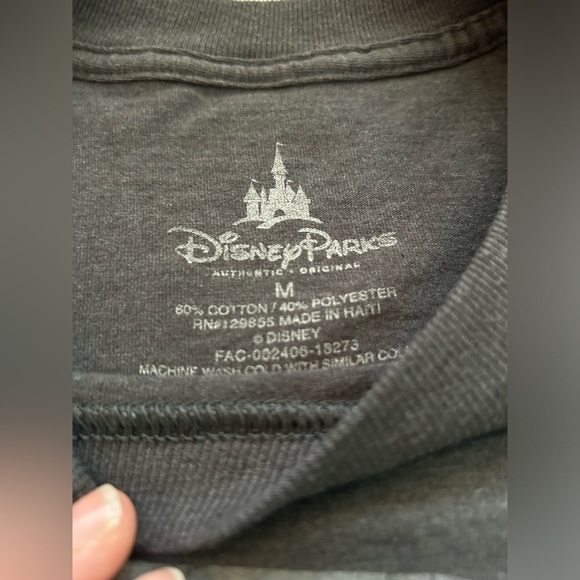 Walt Disney World Tshirt​ - Picture 2 of 5